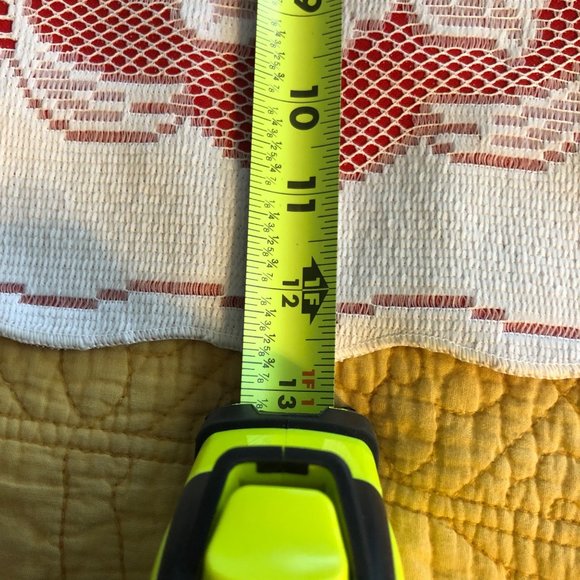 Lot 4 White Lace Plate Mats Double Sided Red Cotton One Side Table Place Mats - Picture 4 of 4